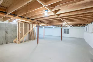 92 Biltmore Blvd, Massapequa, NY 11758 - Photo 34