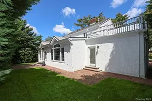 130 Country Club Dr, Manhasset, NY 11030 - Photo 20