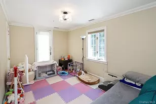 130 Country Club Dr, Manhasset, NY 11030 - Photo 14