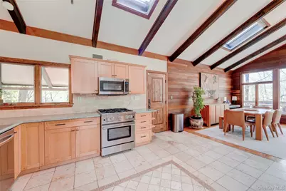 380 Long Ridge Road, Pound Ridge, NY 10576 - Photo 10