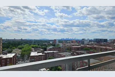 4255 Colden Street #16P, Flushing, NY 11355 - Photo 2