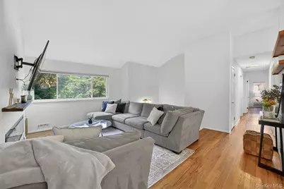 4 Pamela Lane, Valhalla, NY 10595 - Photo 10