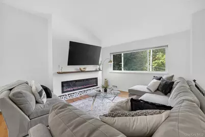 4 Pamela Lane, Valhalla, NY 10595 - Photo 6