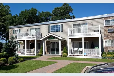 110 Magaw Place #B05, West Babylon, NY 11704 - Photo 1