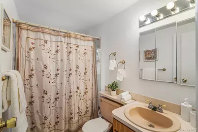 5 Chance Street, Hicksville, NY 11801 - Photo 22