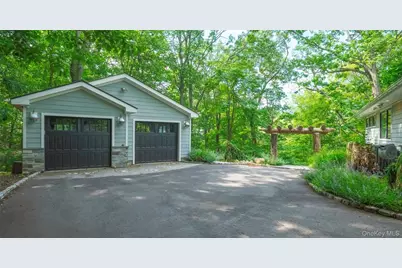 45 Bell Circle, Port Jefferson, NY 11777 - Photo 24