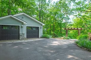45 Bell Cir, Port Jefferson, NY 11777 - Photo 24