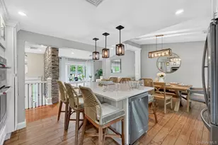 46 Camelot Rd, Poughkeepsie, NY 12601 - Photo 12
