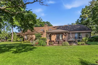 17 Campo Circle, Old Westbury, NY 11568 - Photo 38
