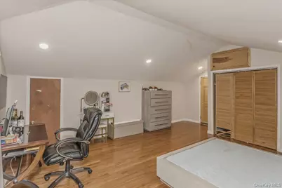 17 Campo Circle, Old Westbury, NY 11568 - Photo 26