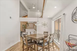 17 Campo Cir, Old Westbury, NY 11568 - Photo 14