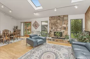 17 Campo Cir, Old Westbury, NY 11568 - Photo 6