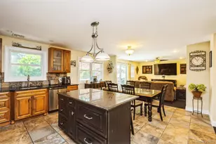 119 Jacqueline Ln, Centereach, NY 11720 - Photo 14