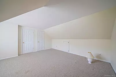 376 S Country Road, Patchogue, NY 11772 - Photo 26