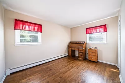 376 S Country Road, Patchogue, NY 11772 - Photo 18