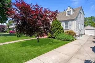 1032 N 6th St, New Hyde Park, NY 11040 - Photo 22