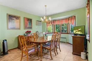 1032 N 6th St, New Hyde Park, NY 11040 - Photo 14