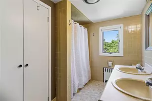 1032 N 6th St, New Hyde Park, NY 11040 - Photo 16