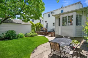 1032 N 6th St, New Hyde Park, NY 11040 - Photo 20