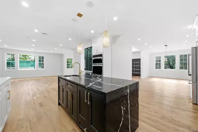 1130 Carlls Straight Path, Dix Hills, NY 11746 - Photo 12