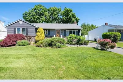 23 Martin Road S, Bethpage, NY 11714 - Photo 1