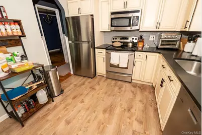23 Martin Road S, Bethpage, NY 11714 - Photo 4
