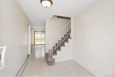 2625 Riverside Drive, Wantagh, NY 11793 - Photo 4