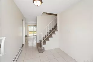 2625 Riverside Dr, Wantagh, NY 11793 - Photo 4