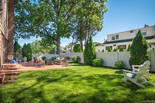 172 Hillside Ave, Manhasset, NY 11030 - Photo 30