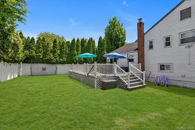 3727 Regent Lane, Wantagh, NY 11793 - Photo 20