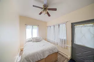18 Houghton Blvd, Stony Brook, NY 11790 - Photo 20