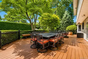 14 Kristi Ln, Lake Grove, NY 11755 - Photo 12