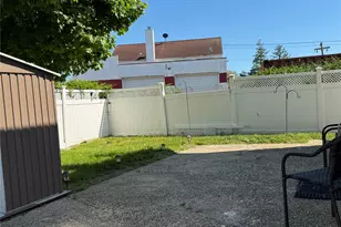 4 Lafayette, Copiague, NY 11726 - Photo 10