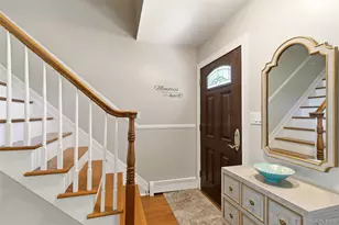 78 Cornell Dr, Smithtown, NY 11787 - Photo 2