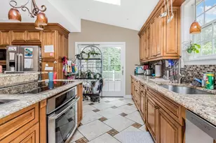 129 Jackson Ave, Pelham, NY 10803 - Photo 14