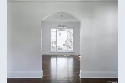 109 Chase Road, Manhasset, NY 11030 - Photo 22