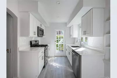 109 Chase Road, Manhasset, NY 11030 - Photo 16
