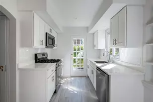 109 Chase Rd, Manhasset, NY 11030 - Photo 16