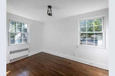 109 Chase Road, Manhasset, NY 11030 - Photo 28