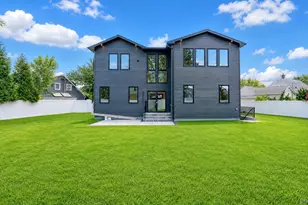 23 Harrow Ln, Levittown, NY 11756 - Photo 22