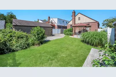 11909 230th Street, Cambria Heights, NY 11411 - Photo 10