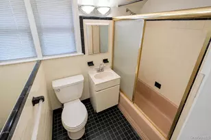 119-09 230th St, Cambria Heights, NY 11411 - Photo 26