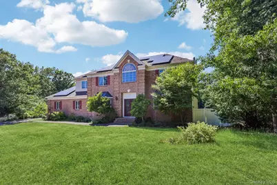 4 Penn Court, East Setauket, NY 11733 - Photo 1