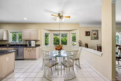 4 Penn Court, East Setauket, NY 11733 - Photo 10