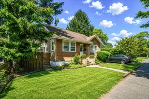 561 Chestnut St, Lindenhurst, NY 11757 - Photo 26