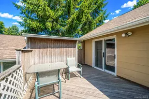 561 Chestnut St, Lindenhurst, NY 11757 - Photo 16