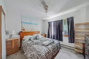 561 Chestnut St, Lindenhurst, NY 11757 - Photo 8