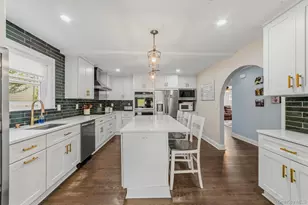 61 Kathwood Rd, Yonkers, NY 10710 - Photo 4