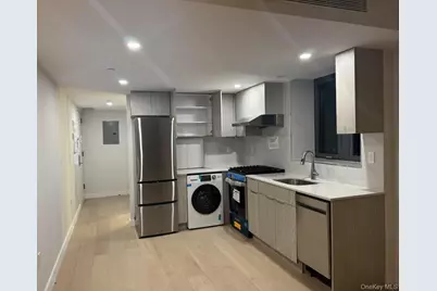 13680 41 Avenue #7D, Flushing, NY 11355 - Photo 2