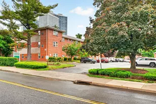 160 Centre Ave, New Rochelle, NY 10805 - Photo 2
